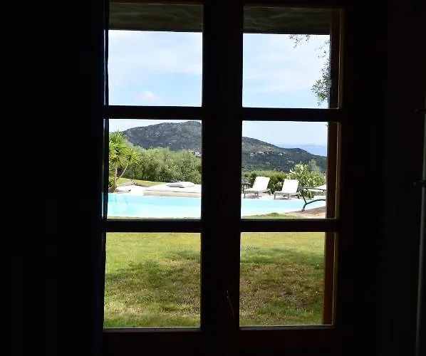 度假居 Sa Rezzetta 阿兰奇湾城